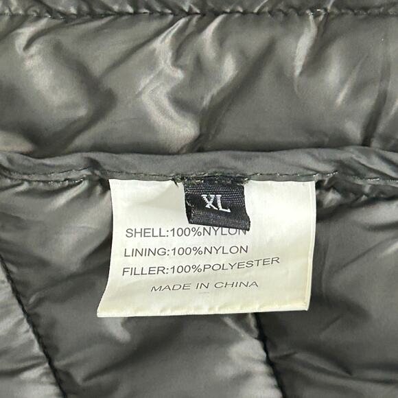 Black Lightweight Hooded Puffer Jacket Men’s XL Quilted Packable Nylon Coat - Picture 6 of 6